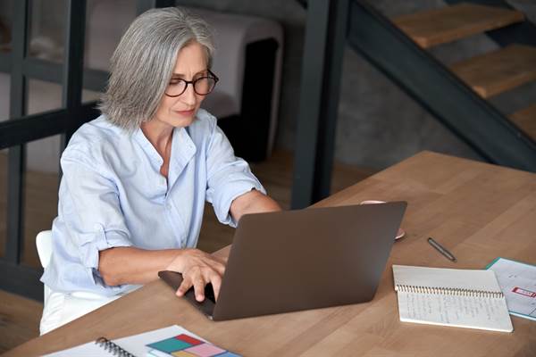 Comment utiliser les réseaux sociaux à votre avantage lors de votre recherche d'emploi ?