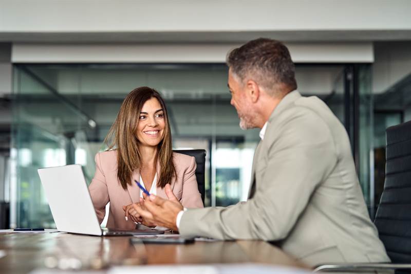 Cómo elegir la firma ideal de executive search en México
