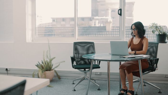 Vos politiques RH sont-elles encore adaptées au marché canadien actuel ?